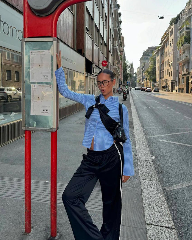 BLOUSE WITH WIDE SLEEVES